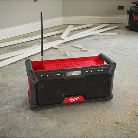 Milwaukee M18 Radio DAB+ z USB-C polnjenjem